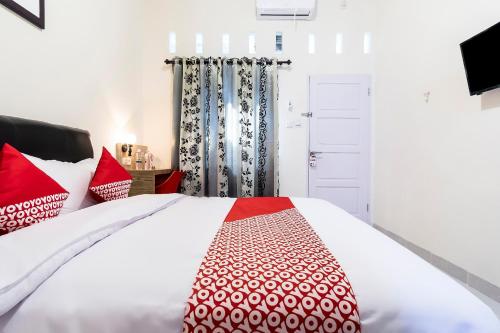 Deluxe Double Room image 4