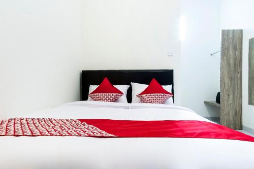 Standard Double Room image 2