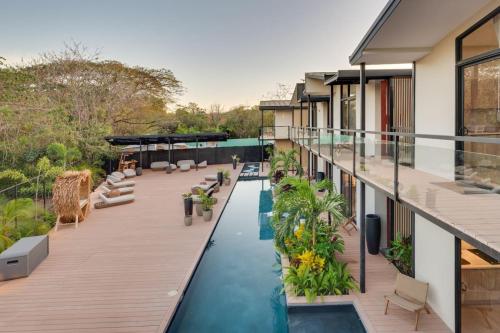 The Bungalows #6 - Boutique Hotel in Flamingo Beach - Top Level Studio in Playa Flamingo