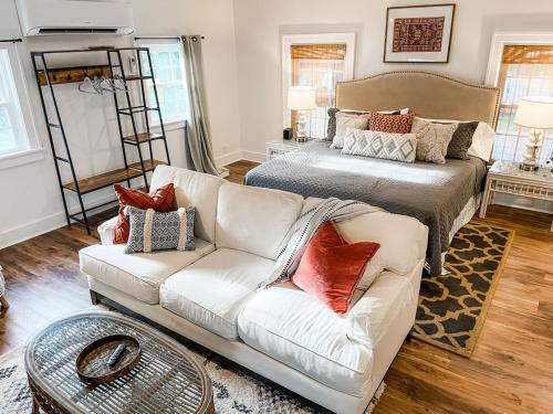 New Studio Apt w KING Bed 1mi to Columbias Sq - image 5