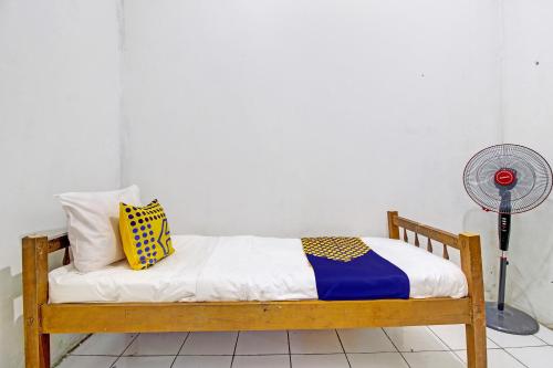 Small Single Room image 4