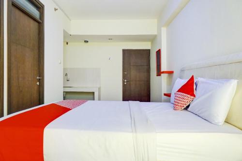 Deluxe Double Room image 10