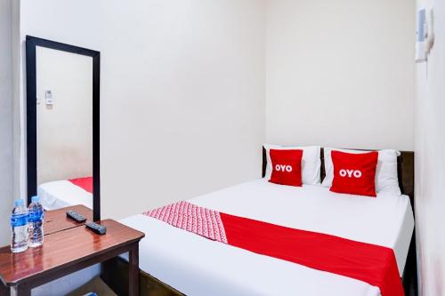 Budget Double Room room in OYO Life 91511 Ampel Residence Syariah