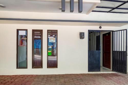Entrance, Super OYO 3878 Graha Hsc Syariah in Depok