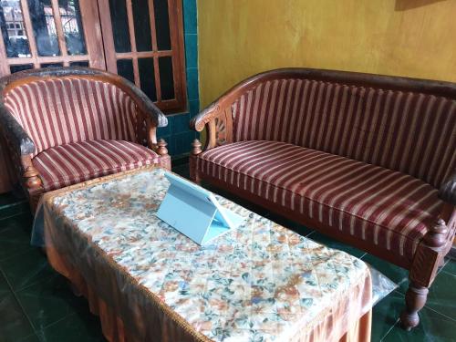 Lobby, Hotel O Kos Haji Jakfar SyariahNearPancoran mas 25 in Rogojampi