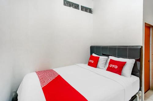 Standard Double Room image 4