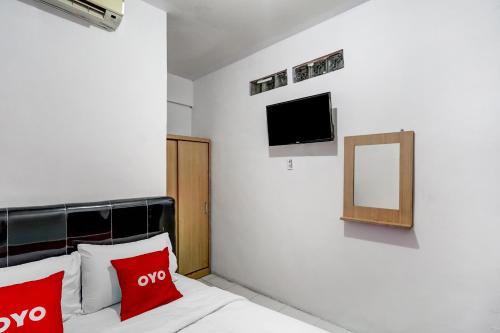 Standard Double Room image 3