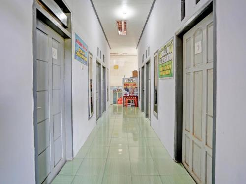 ล็อบบี้, OYO Life 92937 Kost Putri Sarkara Syariah in คาบัต