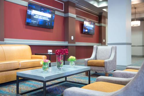 Lobby, Isle of Capri Casino Hotel Boonville - A Caesars Rewards Destination in Boonville