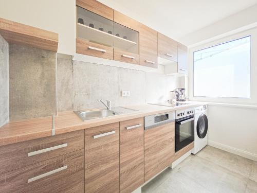 Seadmed, Tolstov Apartments - Monteurwohnung - 3 Schlafzimmer - Esszimmer - Küche - Waschmaschine (Tolstov Apartments - Monteurwohnung - 3 Schlafzimmer - Esszimmer - Kuche - Waschmaschine) in Heiligenhaus