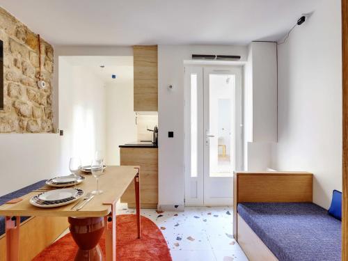 Authentic apartment - 1BR/2P - Goutte-d'Or - image 8