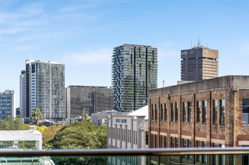 Elizabeth Street Apartments by Urban Rest - main image