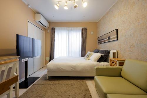 Livion III, Tokio