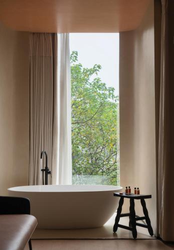 Létesítmények, BuYuan Hotel - Near Wuhou Shrine, Chunxi Road,T aikooli, Tianfu Square, People's Park, Chengdu Museu in Jiuyan Bridge Bar Utcai Kereskedelmi Övezet