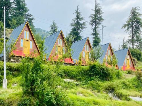 Dahar Heights - A Boutique Homestay - Shikari Devi