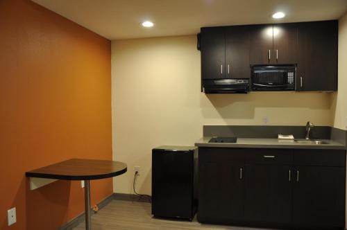 Motel 6 on Maple – Hesperia, CA