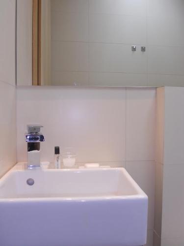 Double Room with Private Bathroom image 5