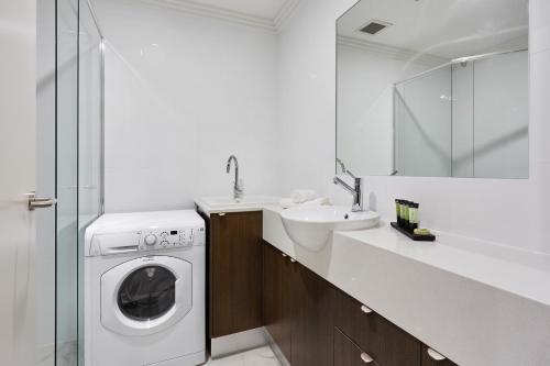 Attika Hotel - image 3