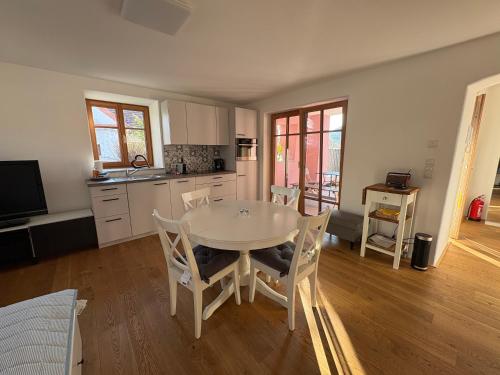 Altes Winzerhaus in der Wachau - neu renoviertes Haus mit Terrasse in Durnstein