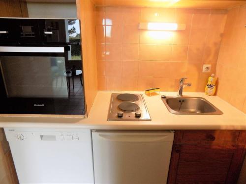 Royan - Plage du Chay - APPARTEMENT en REZ-DE-JARDIN avec APERCU MER - image 5