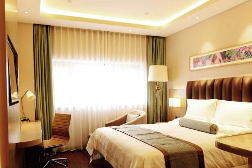 Yitel Ningbo Sanjiangkou Riverview