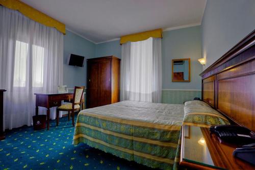 1 double bed