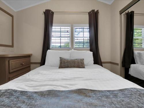 Cozy 1BR Mountain Retreat in Pigeon Forge, USA
