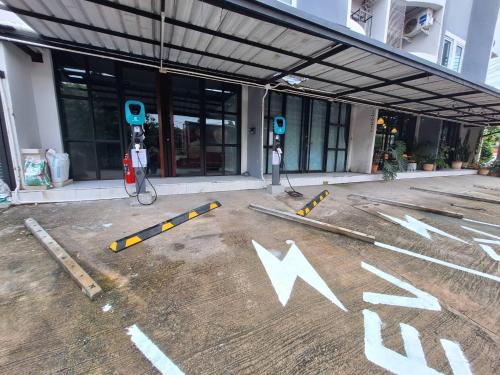 View, Irich Bang Hua Suae 6kms from BTS Pu-Chao in Muaeng / Paknam