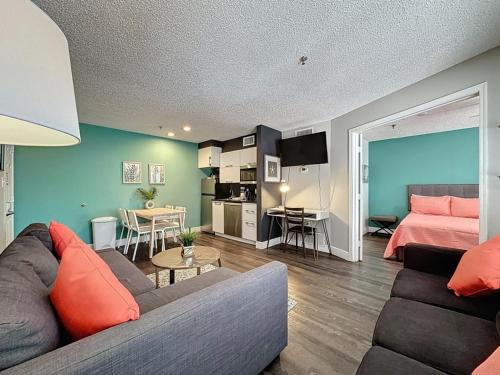 Two bed condo in Parkway Palms Resort condo