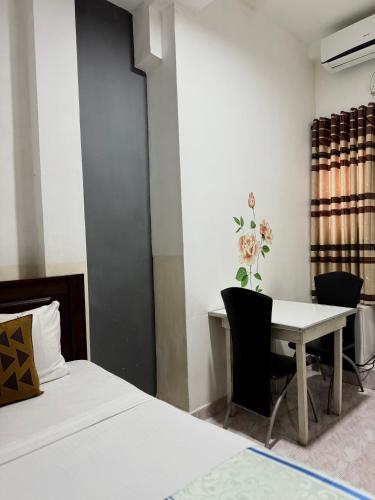 Home Living Unit Room Type - Budget Double Room