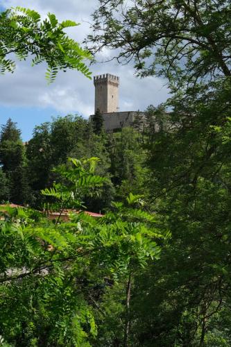 Apkārtne, Torre Antica Montese Guest Room in Montēza