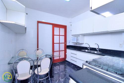 Apartment image 8