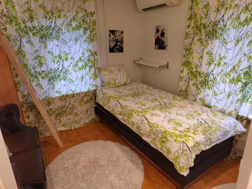 Quiet Private room in shared home - Yksityinen rauhallinen huone kodissa- 15min To city, Helsinki (photo 5)