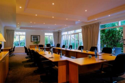 Melrose Place Boutique Hotel - image 2