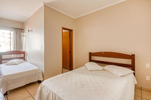 Standard Triple Room image 7