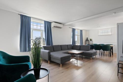 Stort hus med 7 soverom på Eik (Stort hus med 7 soverom pa Eik) in Тронсберг