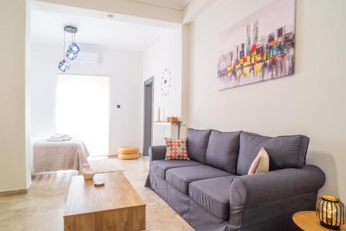 Entire, spacious, spotless apartment, in Ilioupoli, Greece, Atenas (foto 4)