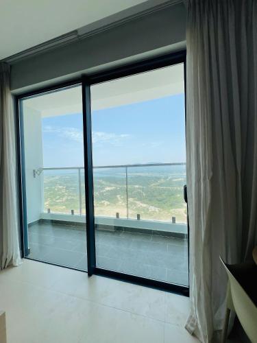 Seaside Skyway apartment Cam Ranh Nha Trang - 발코니/테라스