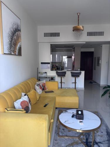 Burj Views 2 BHK Apartment, Dubai (foto 5)