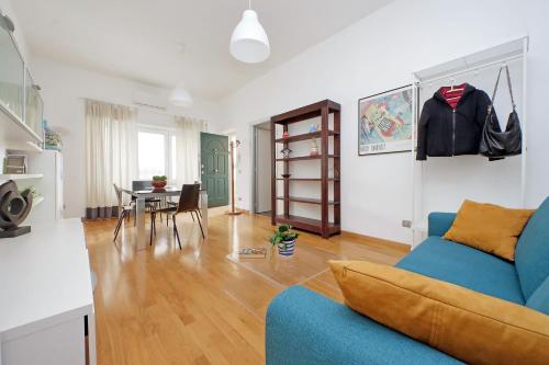 YCH-Nice flat with patio near Vatican, Řím