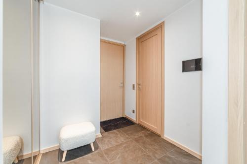 Apartment with Garden View image 5