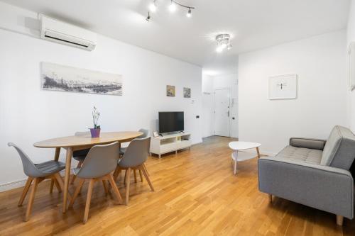 Plaza Espanya Apartment, Barcelona