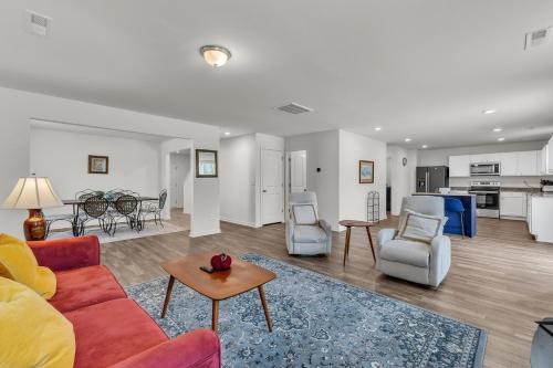 . Quiet Retreat Perfect for Families