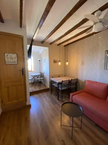 One-Bedroom Apartment with Garden View image 10