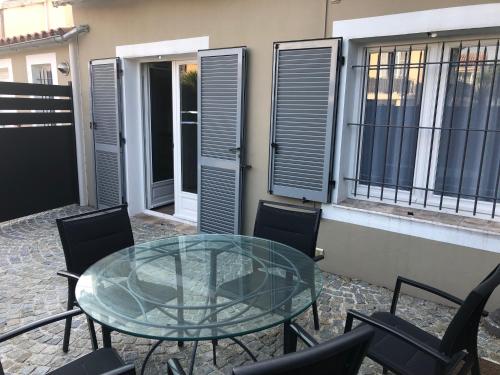 Hôtel du Bord de Mer "Le Vanillé" Room Type - Studio Apartment