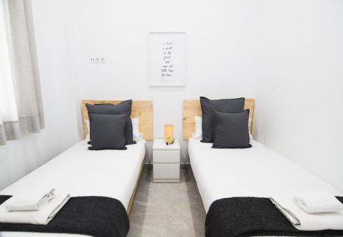 Three-Bedroom Apartment room in Letplanet Alteza