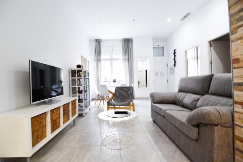 Three-Bedroom Apartment image 10