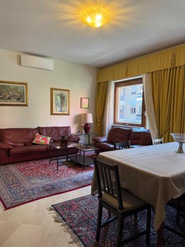 로마 Dama St Peter 싱글룸 로비