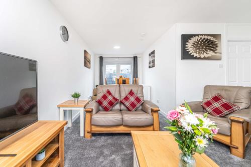 Pure Home Oakley Park View by TBA in Оаклі