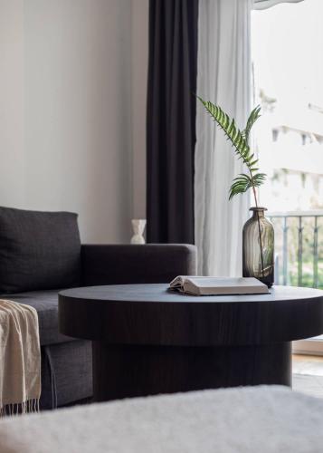 Charming & Comfy 2BD Apartment in Acropolis Area by UPSTREET 3